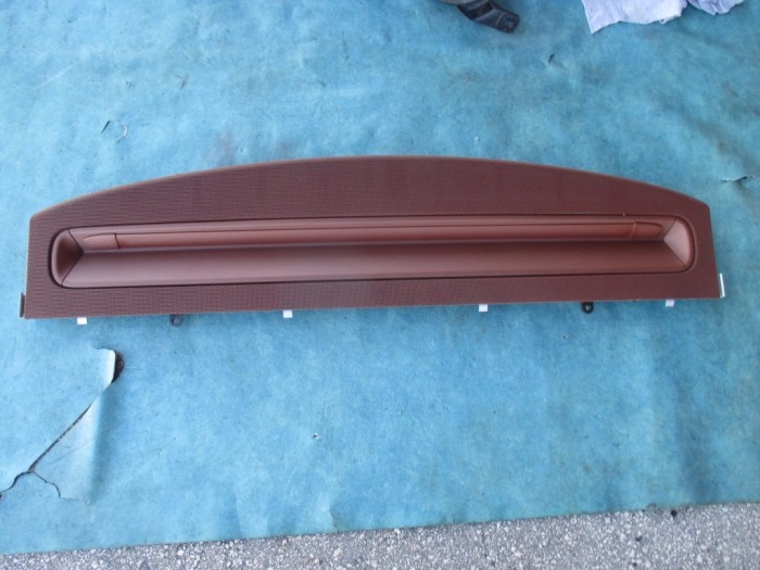 Bentley Continental Flying Spur Rear window retractable Sunshade brown