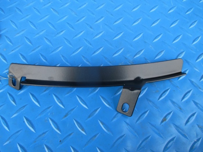 Bentley Continental GT GTC front grille right  bracket #4365